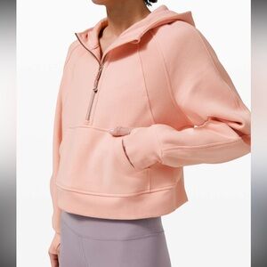 Lululemon oversized 1/2 zip 
Woman’s 8